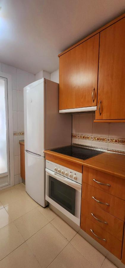 Bajo Con Jardin Deluxe Apartment Benahavis Luaran gambar